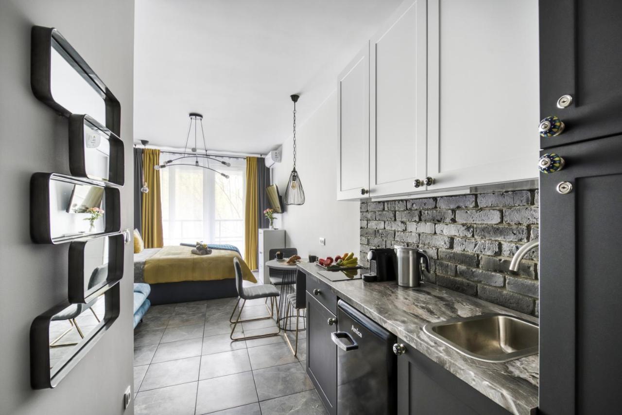 Stylowe Studio Krzemieniecka, Metro Slodowiec, Free Parking By Cosmo Spirit Warschau Exterior foto